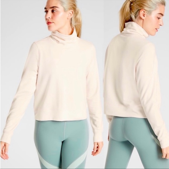 Athleta Tops - Athleta Nirvana Funnel Neck Crop Top Pullover